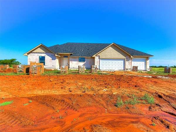 1.57 Acres of Residential Land with Home for Sale in Guthrie, Oklahoma