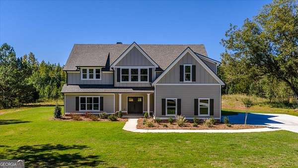 5 Acres of Residential Land with Home for Sale in Thomaston, Georgia