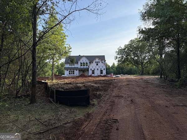 5 Acres of Residential Land with Home for Sale in Thomaston, Georgia