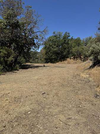 2.9 Acres of Residential Land for Sale in Central Point, Oregon