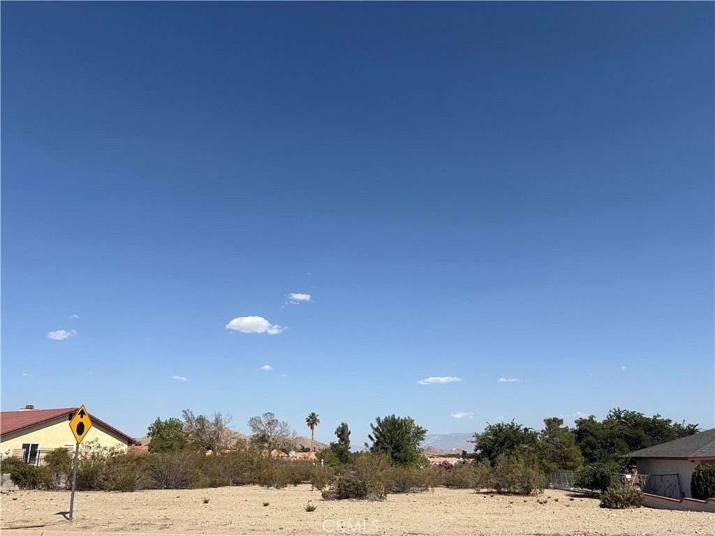 0.43 Acres of Residential Land for Sale in Apple Valley, California