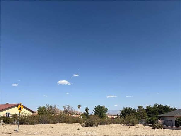 0.43 Acres of Residential Land for Sale in Apple Valley, California