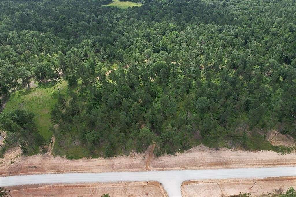 10 Acres of Land for Sale in Kennard, Texas