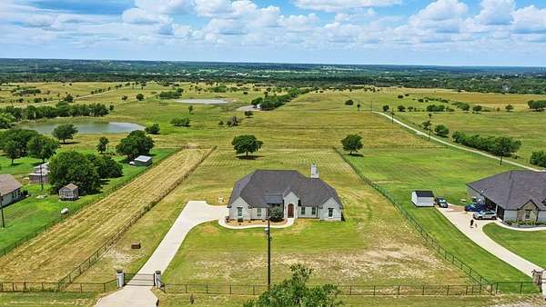 2 Acres of Residential Land with Home for Sale in Weatherford, Texas