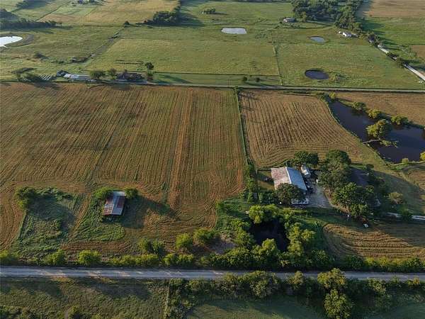 2.5 Acres of Residential Land for Sale in Rice, Texas