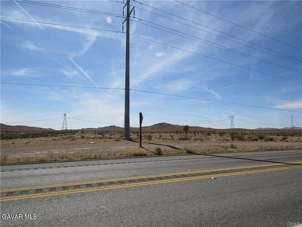 20 Acres of Land for Sale in Adelanto, California