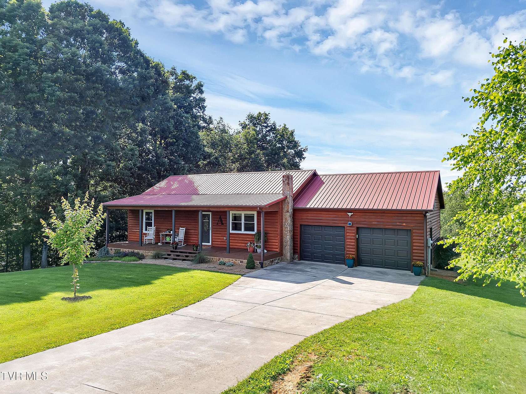 9 Acres of Land with Home for Sale in Greeneville, Tennessee