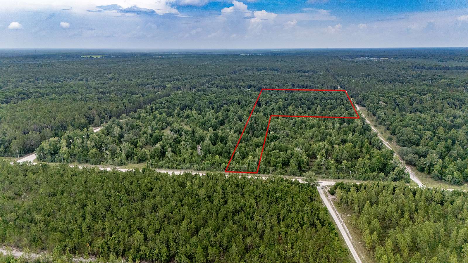 19.2 Acres of Land for Auction in High Springs, Florida
