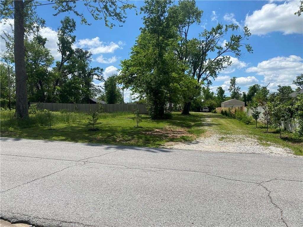0.25 Acres of Land for Sale in Bentonville, Arkansas