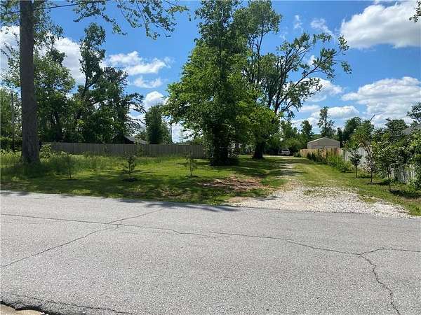 0.25 Acres of Land for Sale in Bentonville, Arkansas