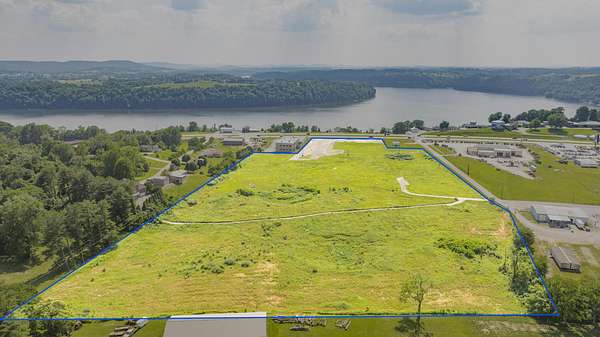 18.3 Acres of Mixed-Use Land for Sale in Somerset, Kentucky