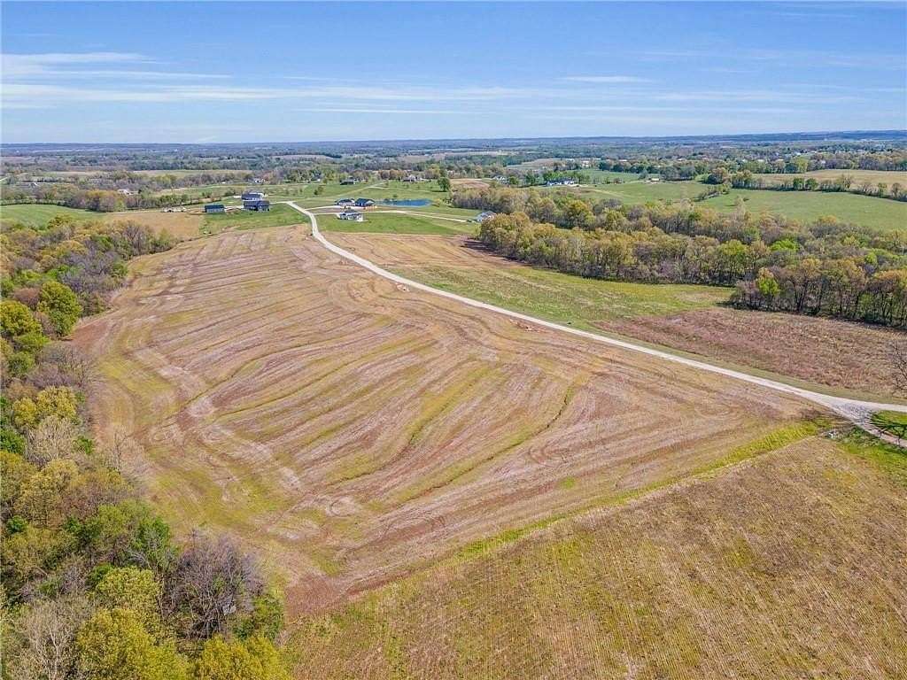 5 Acres of Residential Land for Sale in Richmond, Missouri
