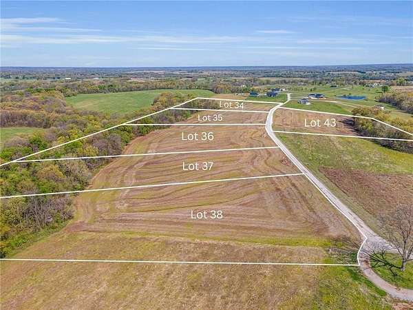 5 Acres of Residential Land for Sale in Richmond, Missouri