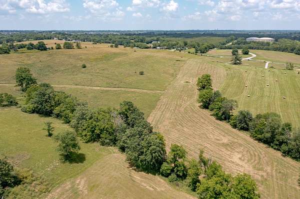 8 Acres of Residential Land for Sale in Nicholasville, Kentucky
