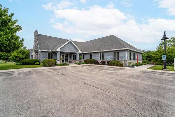 1.86 Acres of Improved Commercial Land for Sale in Fond du Lac, Wisconsin