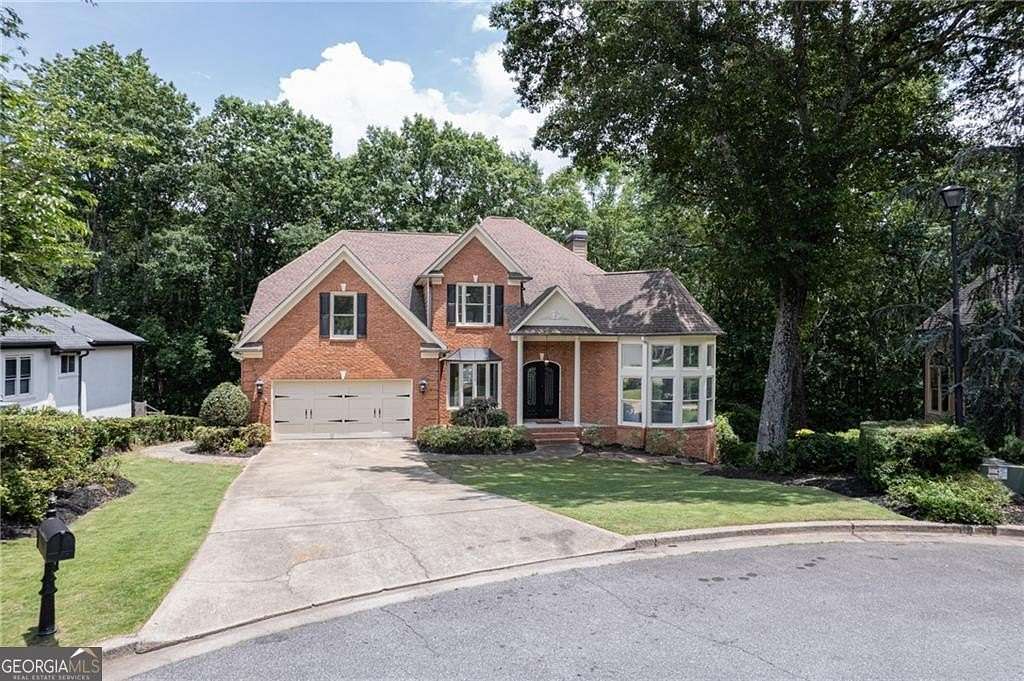 2.45 Acres of Residential Land with Home for Sale in Suwanee, Georgia