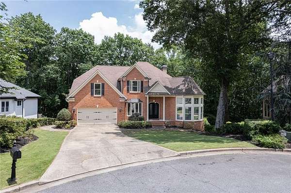 2.45 Acres of Residential Land with Home for Sale in Suwanee, Georgia