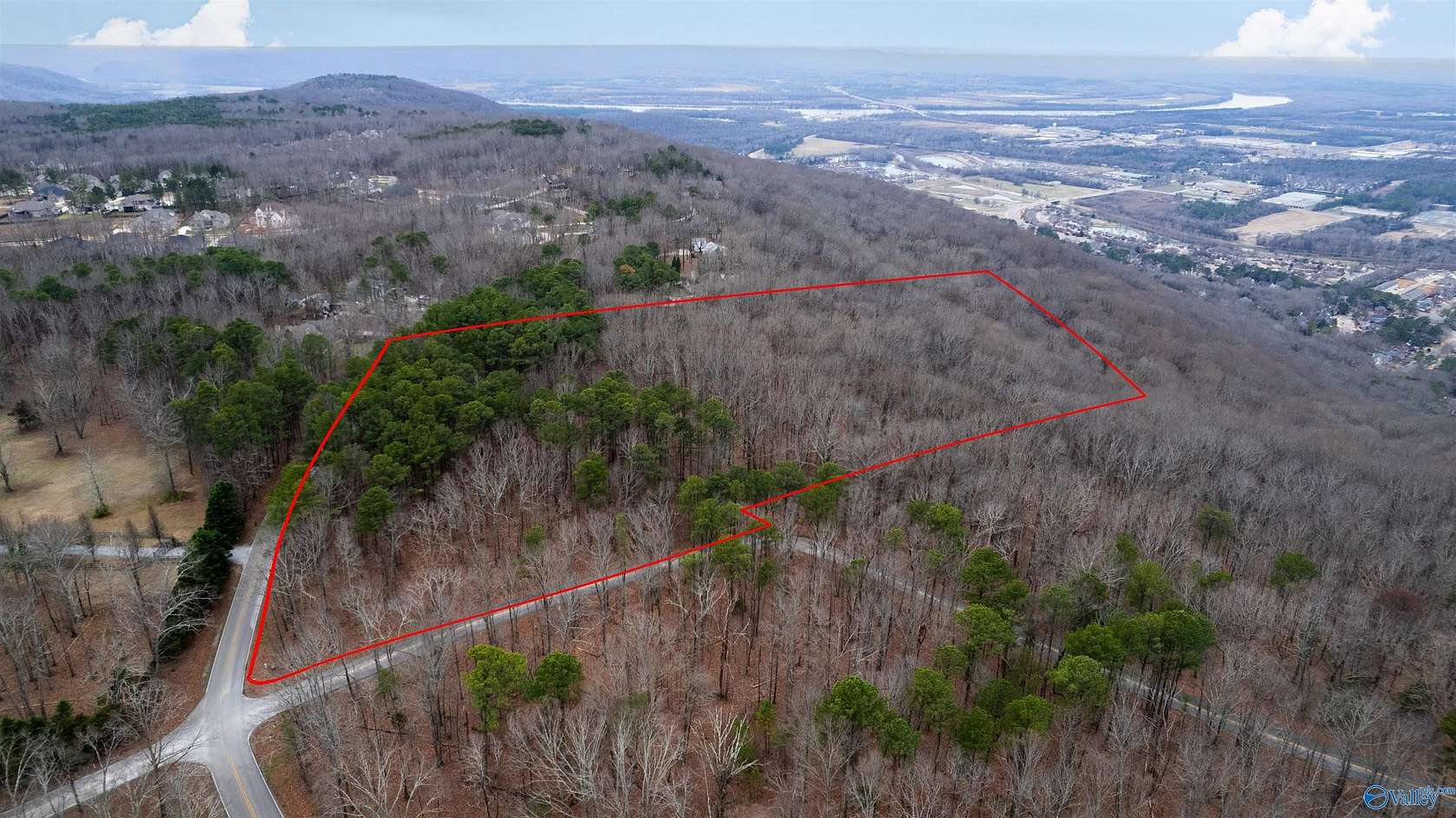 9.9 Acres of Residential Land for Sale in Huntsville, Alabama