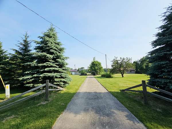 38 Acres of Land with Home for Sale in Jerome, Michigan