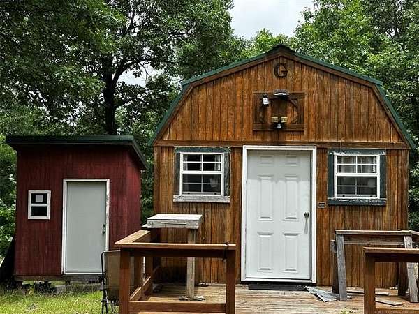 5.24 Acres of Land with Home for Sale in Proctor, Oklahoma