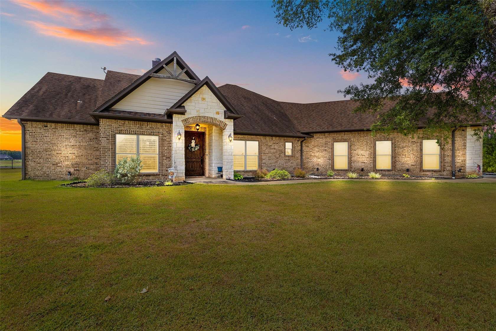 2.18 Acres of Land with Home for Sale in Hallsville, Texas