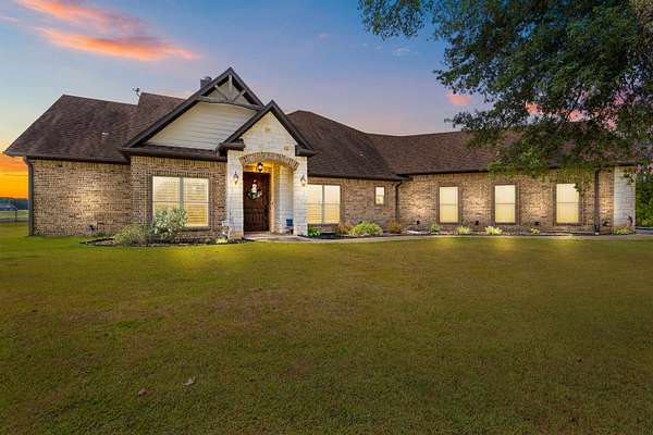 2.18 Acres of Land with Home for Sale in Hallsville, Texas