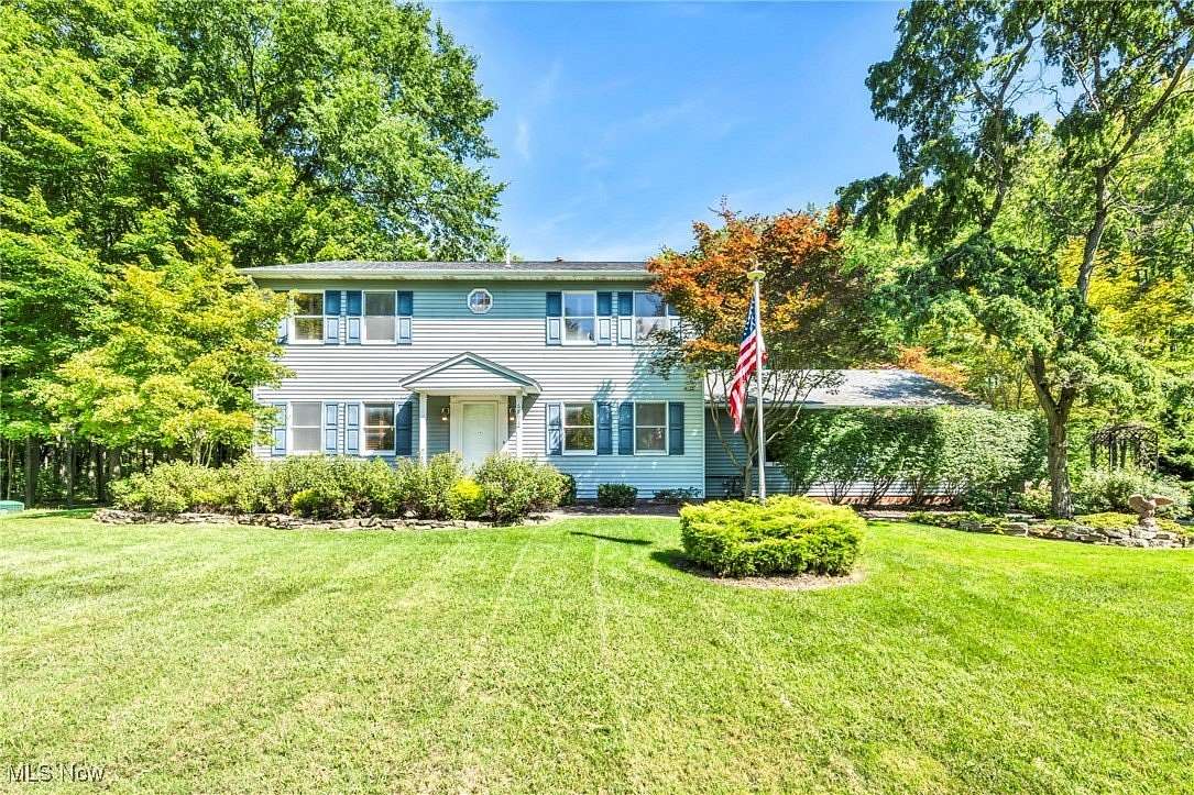 1.5 Acres of Residential Land with Home for Sale in Leroy Township, Ohio