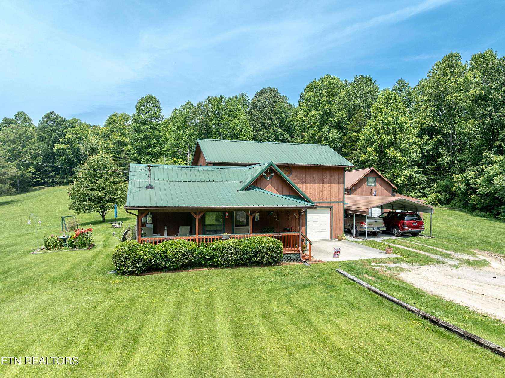 13 Acres of Land with Home for Sale in Sharps Chapel, Tennessee