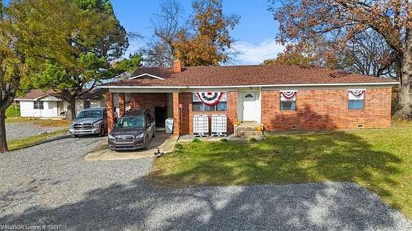 0.98 Acres of Residential Land with Home for Sale in Cameron, Oklahoma