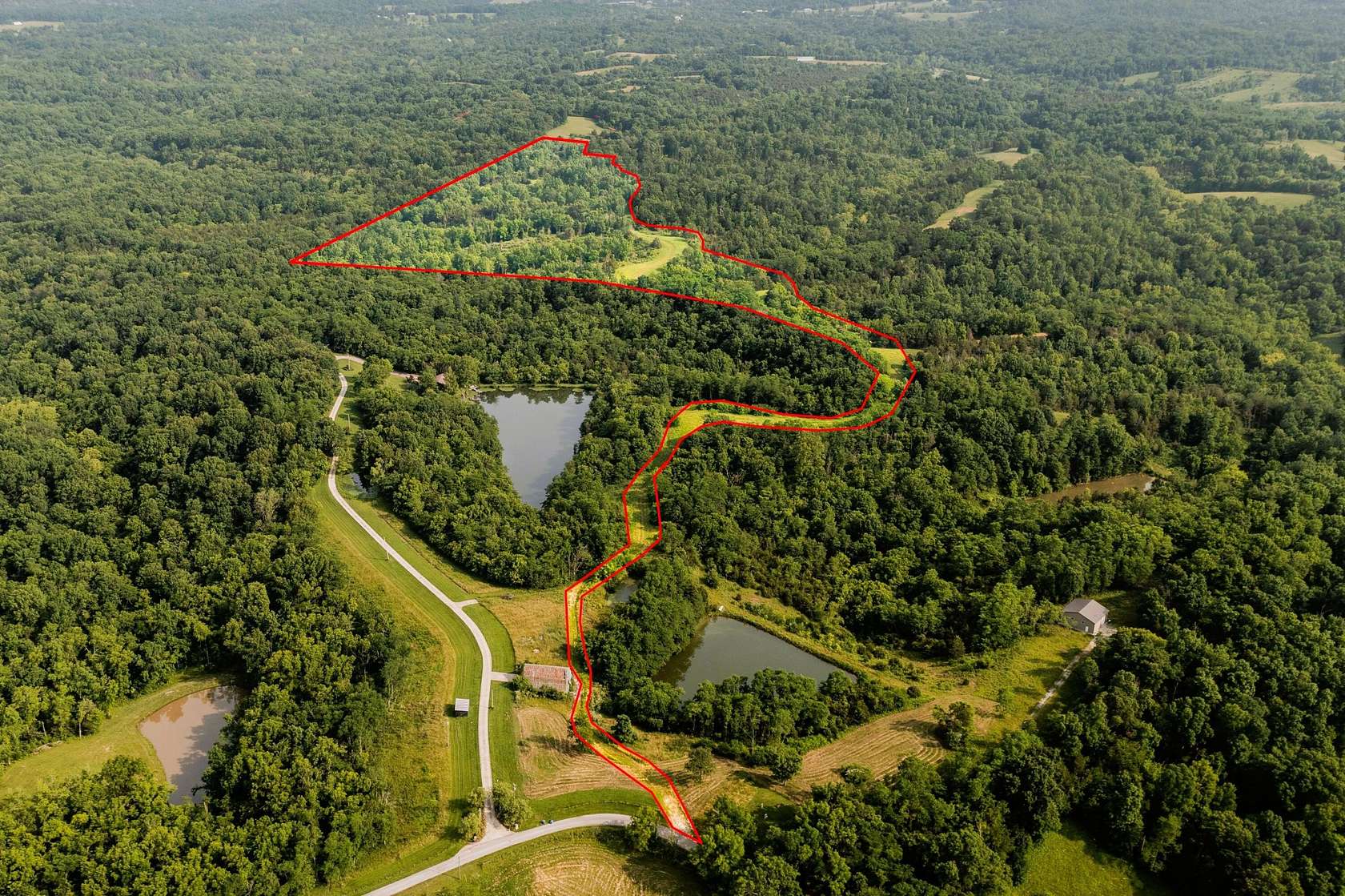 28 Acres of Recreational Land for Sale in Lawrenceburg, Kentucky