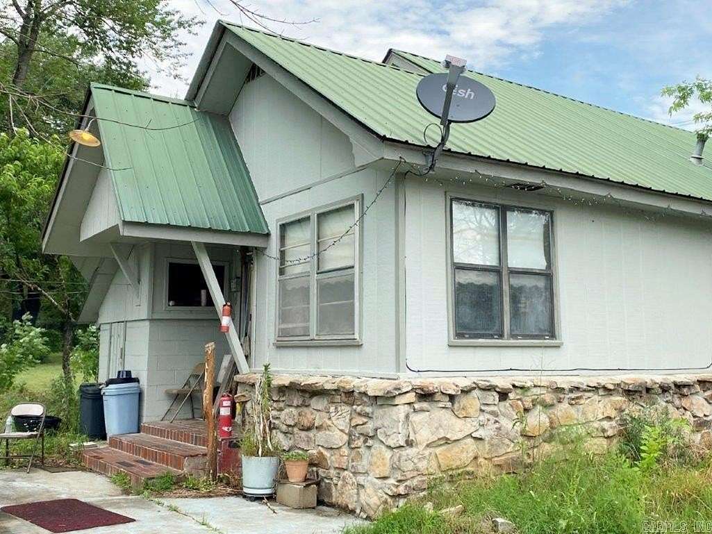 8.22 Acres of Residential Land with Home for Sale in St. Joe, Arkansas