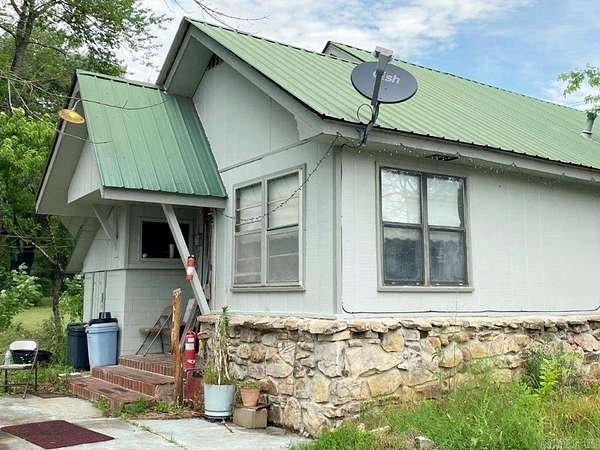 8.22 Acres of Land with Home for Sale in St. Joe, Arkansas