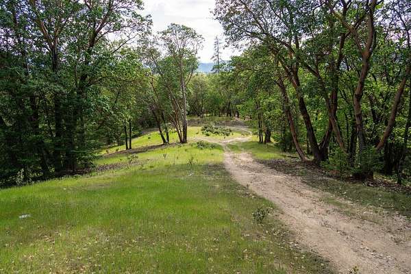 5.18 Acres of Residential Land for Sale in Grants Pass, Oregon