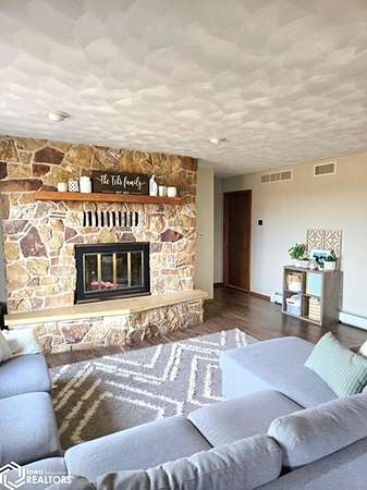 2.54 Acres of Residential Land with Home for Sale in Cylinder, Iowa