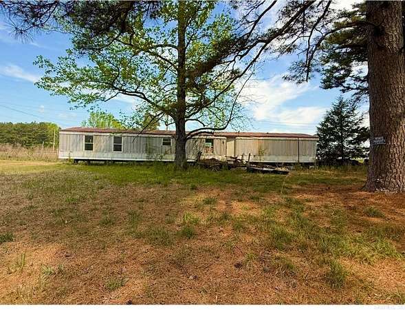 8 Acres of Residential Land for Sale in Sheridan, Arkansas