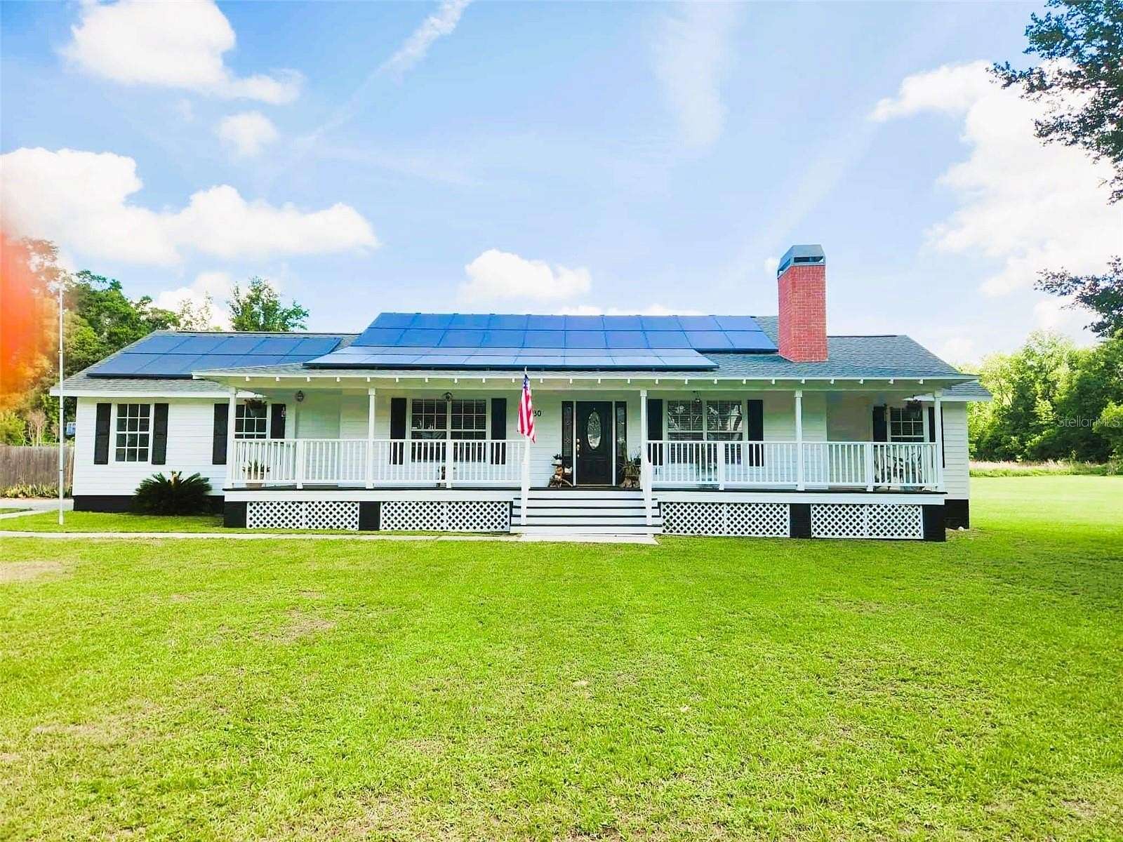 2.14 Acres of Residential Land with Home for Sale in Dade City, Florida