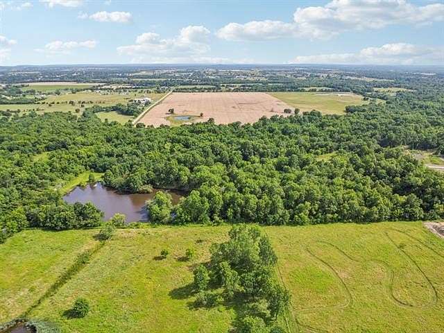 40 Acres of Land for Sale in Morris, Oklahoma