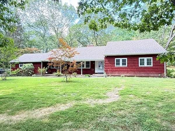 2.13 Acres of Residential Land with Home for Lease in Muttontown, New York