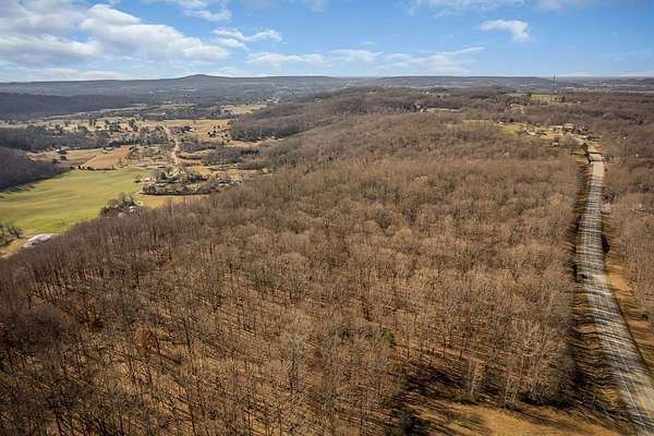 15.8 Acres of Land for Sale in Sparta, Tennessee