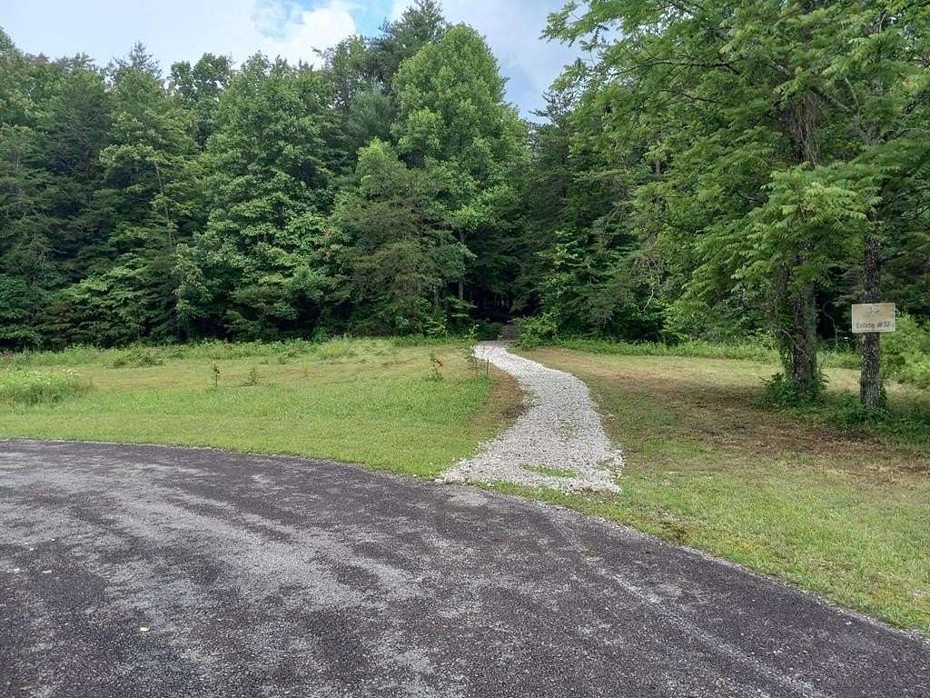 10.6 Acres of Land for Sale in Jamestown, Tennessee