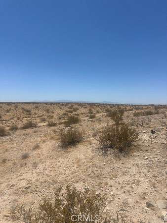 2.5 Acres of Land for Sale in Helendale, California