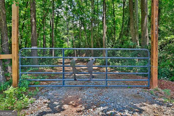 4.9 Acres of Residential Land for Sale in Thomaston, Georgia