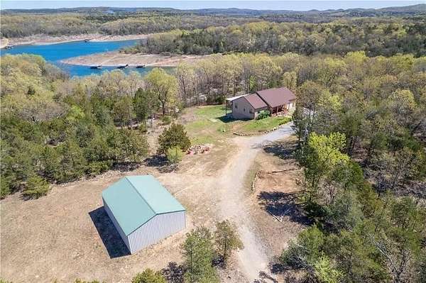 22.5 Acres of Recreational Land with Home for Sale in Oakland, Arkansas