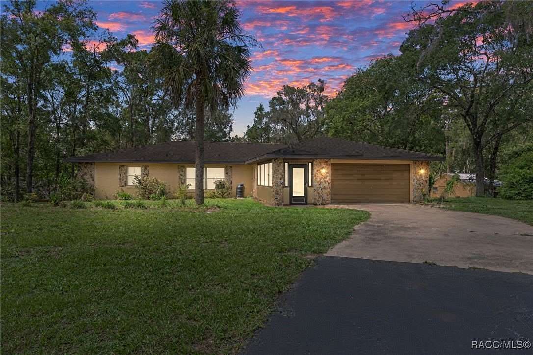 1.6 Acres of Residential Land with Home for Sale in Inverness, Florida