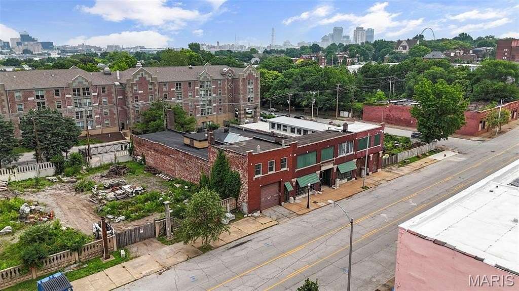 0.83 Acres of Residential Land for Sale in St. Louis, Missouri