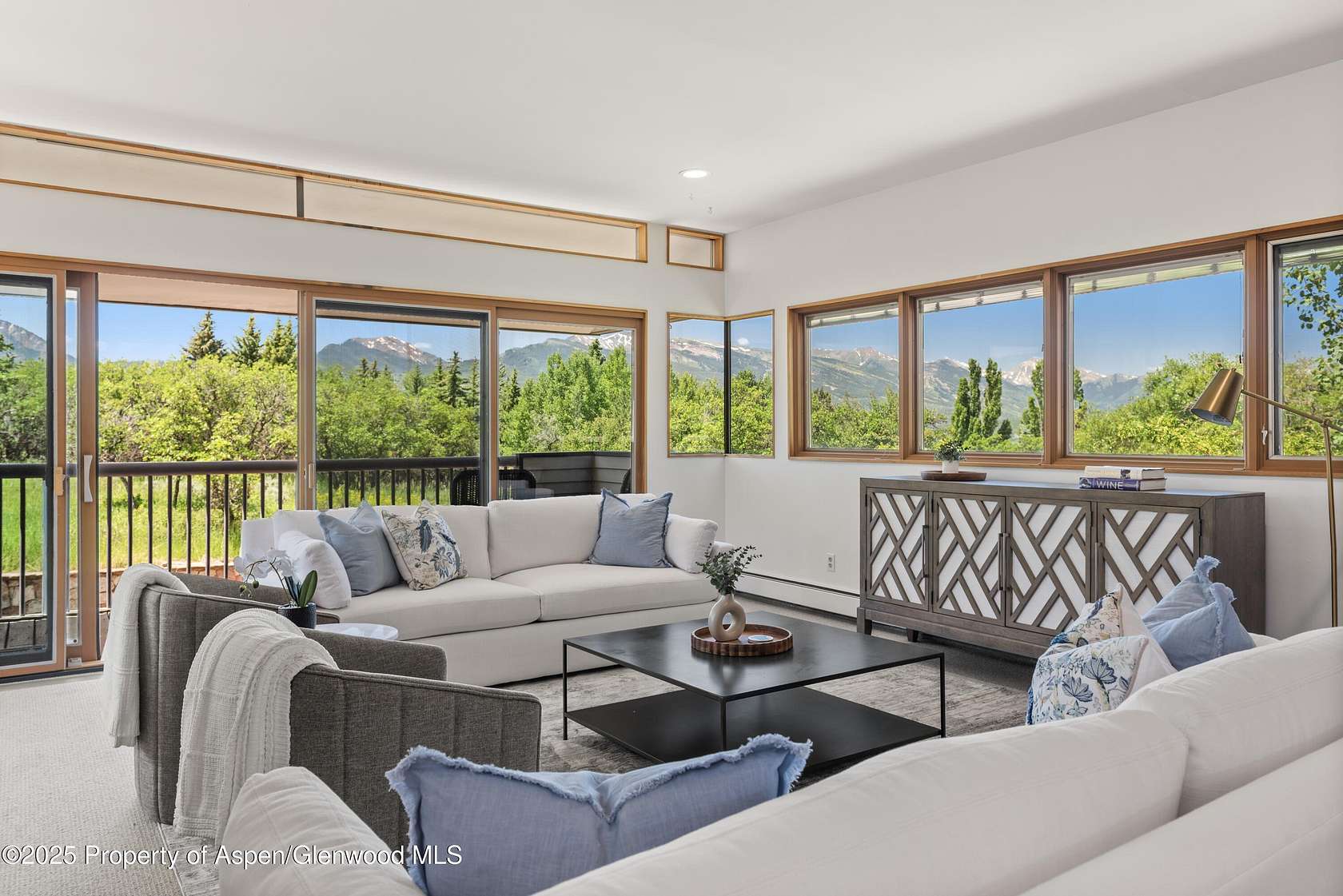 3.68 Acres of Residential Land with Home for Lease in Aspen, Colorado