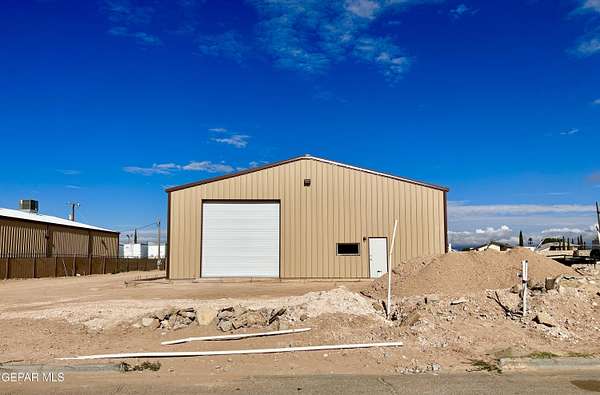 0.43 Acres of Mixed-Use Land for Sale in El Paso, Texas