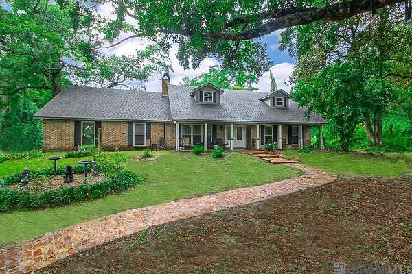 3.64 Acres of Residential Land with Home for Sale in Walker, Louisiana