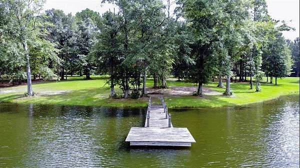 2 Acres of Residential Land for Sale in Laurel, Mississippi