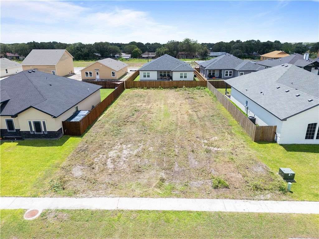 Residential Land for Sale in Odem, Texas